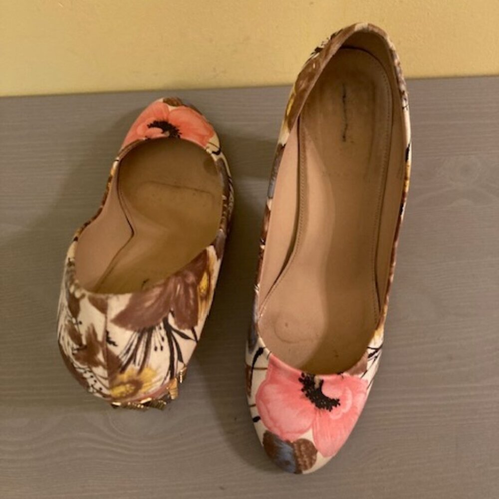 Vintage JCrew block heel flower print pumps, size 9.5 - Picture 2 of 3